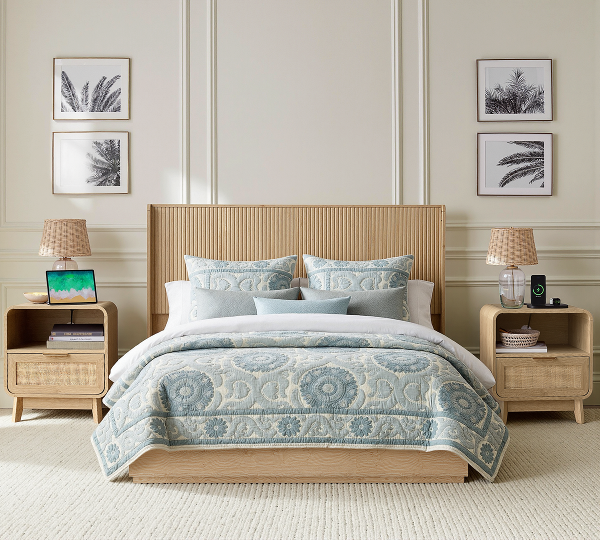 Oak Rattan Bedroom Furniture Set, 3-Piece Boho Set with 9-Drawer Dresser & Nightstands